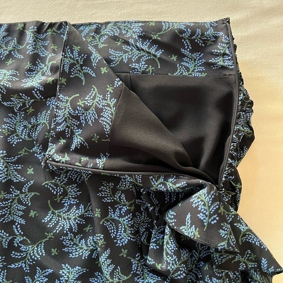 Veronica Beard Hazel Skirt in Desert Fern - Picture 11 of 16